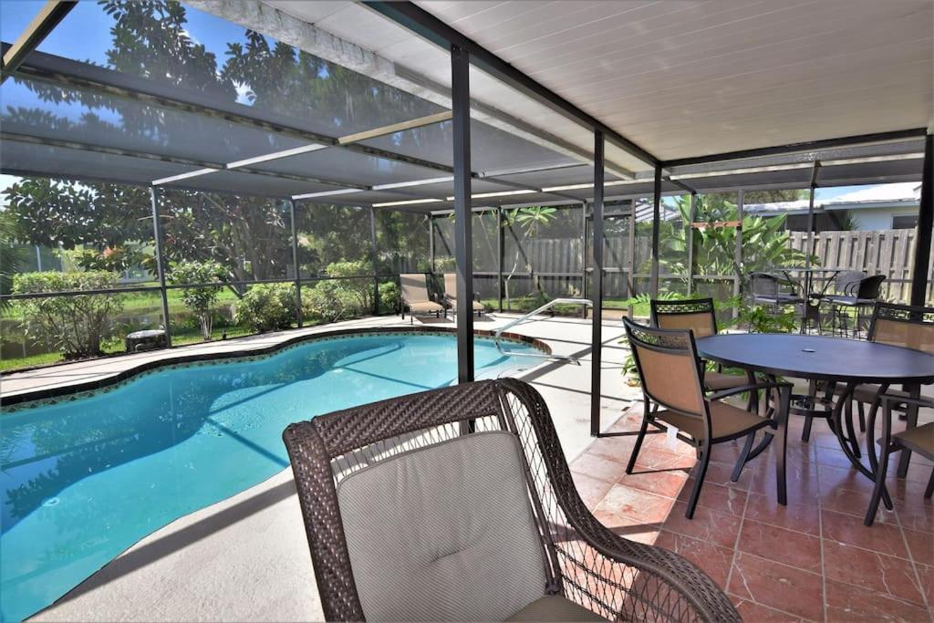 Villa Rowena House 2Bd Den 2Bth Heated Pool Near Siesta Key Sarasota Exterior foto